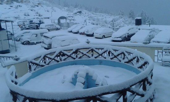 Auli Ski & Snowboard School